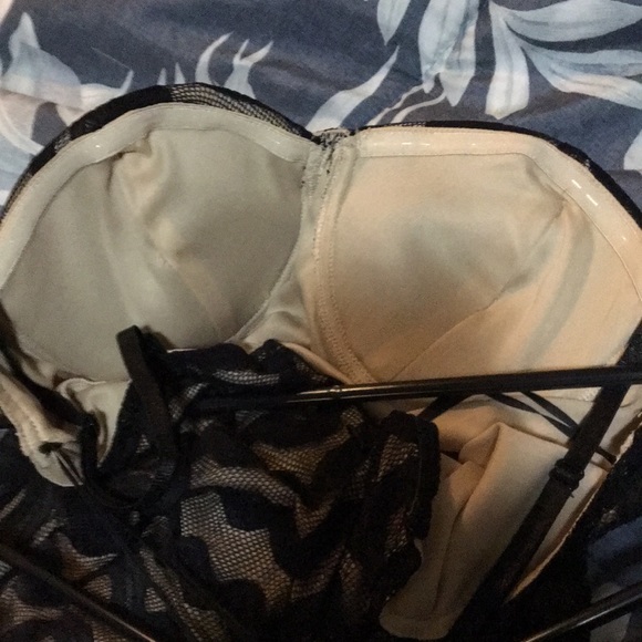 SOLD Cute little black dress - Picture 9 of 10